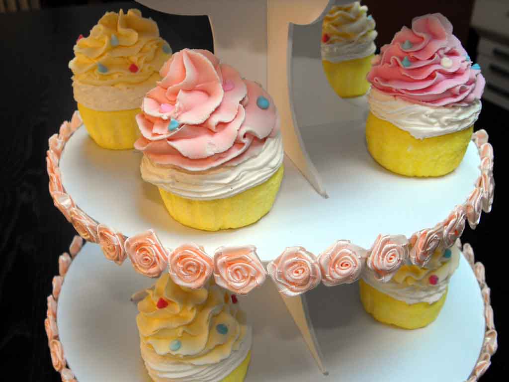 suport din plastic pentru cupcakes, miniprajituri, prajituri